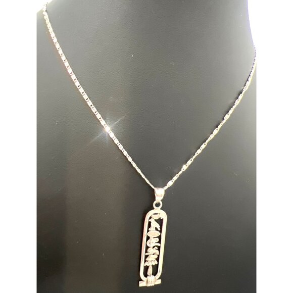 Vtg Egyptian Cartouche Pendant 18" Necklace Hieroglyph “Janet” Name Silver-Tone - Picture 12 of 12